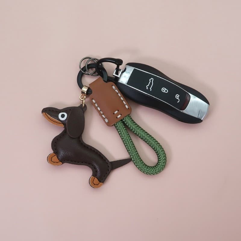 Oi * Chaveiro Couro Dachshund Fofo Brincalhão Salsicha Delicado Chaveiros Charme Para Bolsa E C