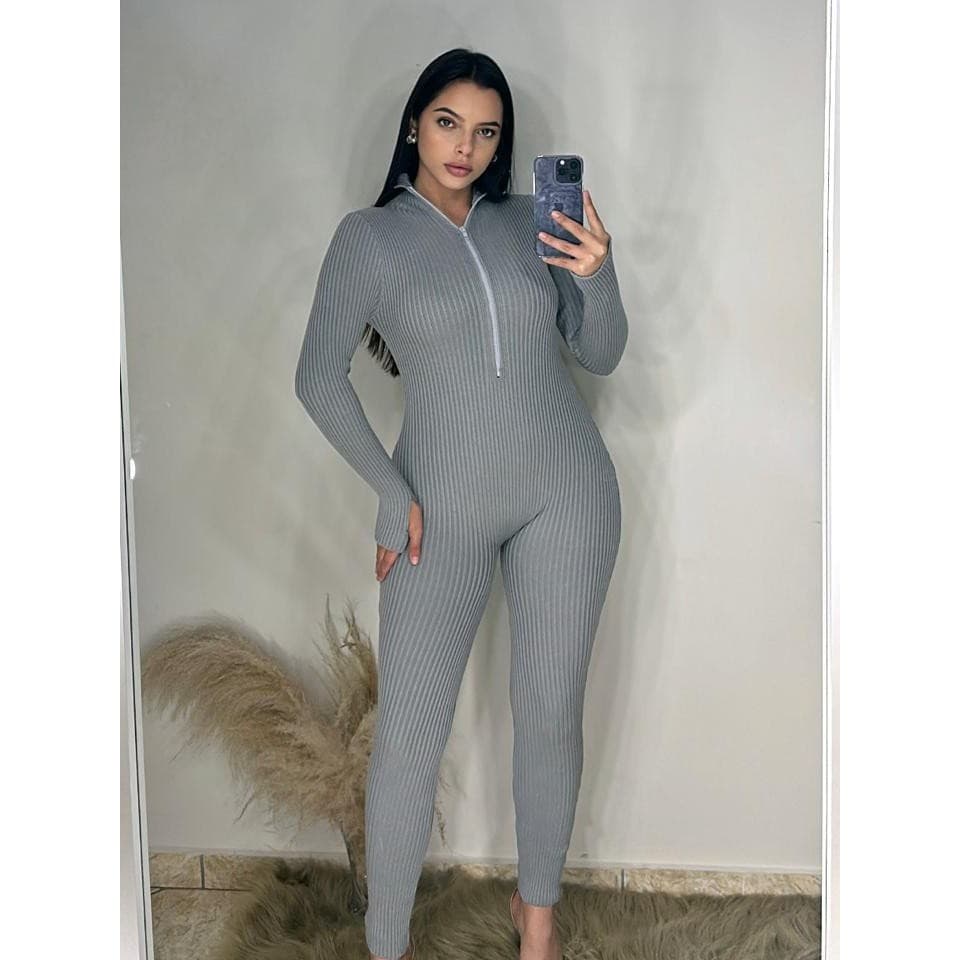 Macacão Manga Longa Canelado Modal com Ziper Slim Fit Casual Moderno