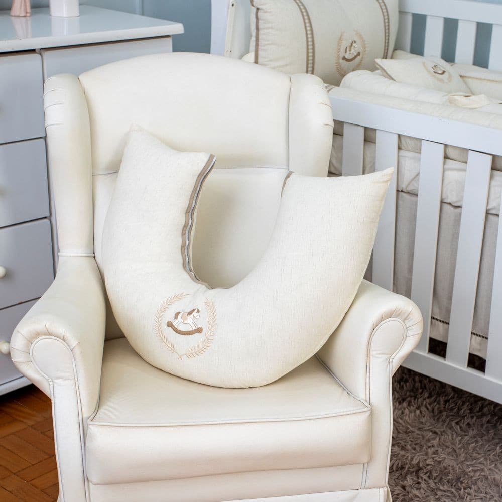 Almofada Amamentação Cavalinho Bege  100% Algodão Bordado Menino Grande com Refil Removível