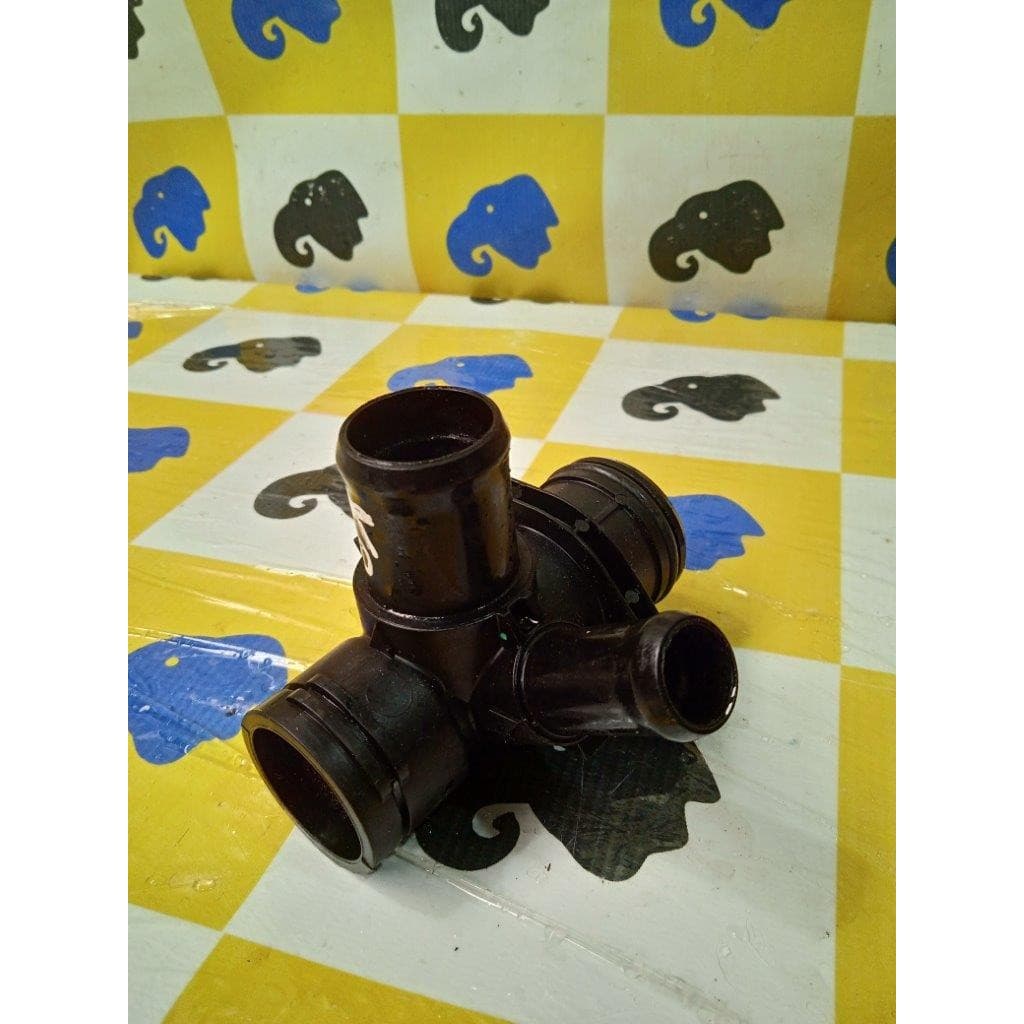 Flange Conexão Água Motor Sandero Logan 1.6 8v 2015 -19