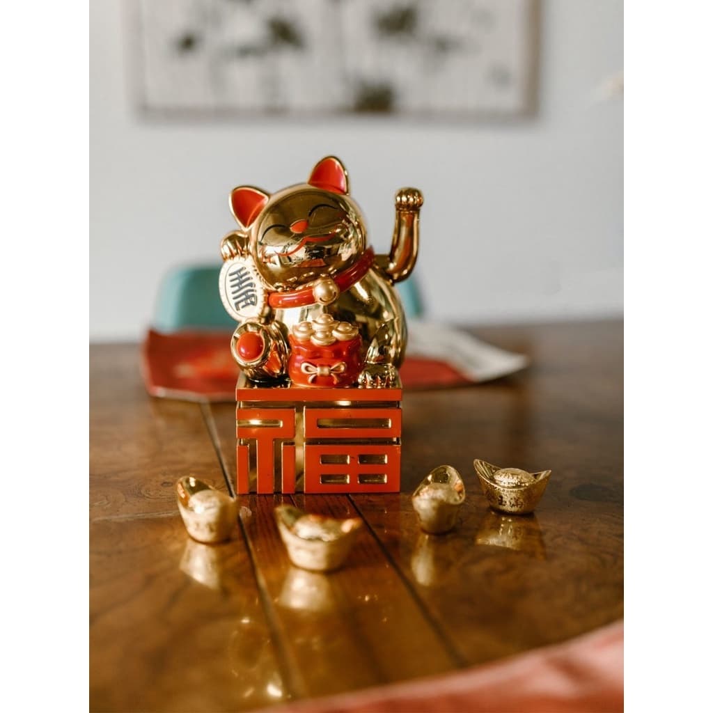 HYQ0769 Gato da sorte Maneki neko traz dinheiro e prosperidade.