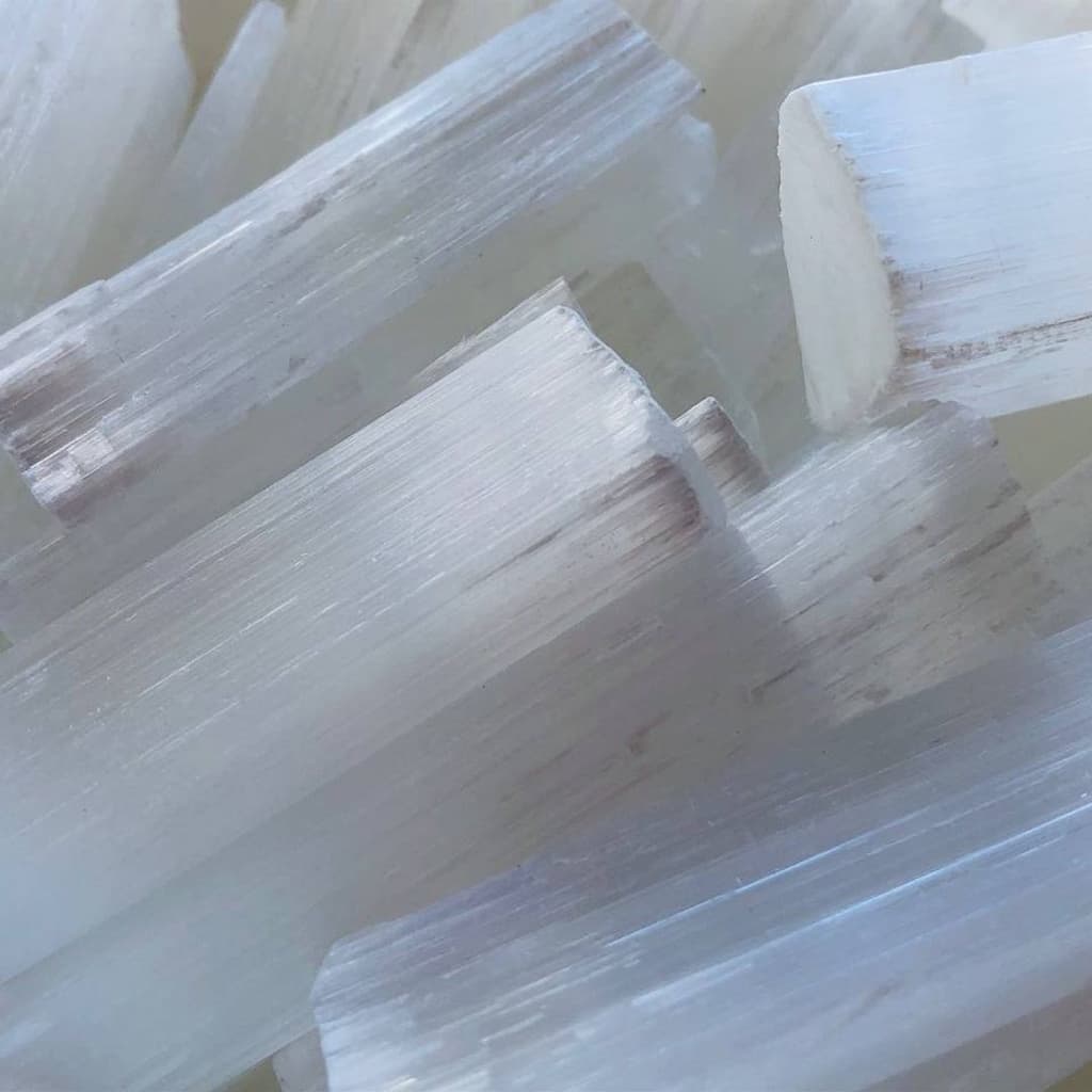 Selenita Bastão Bruta Pedra Natural - Cristal da Limpeza espiritual