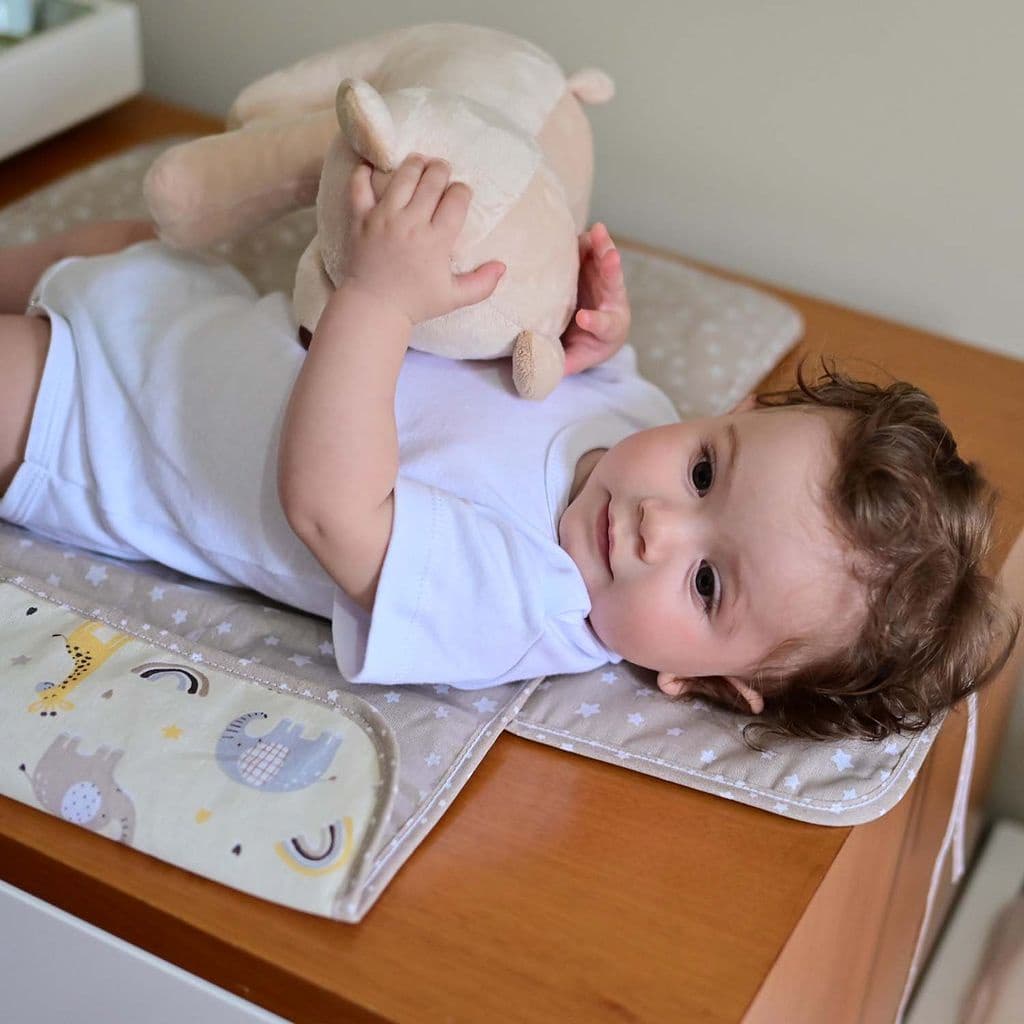 Trocador Portátil Forrado Girafa Creme Bublim Petit