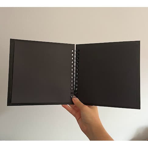 Álbum Scrapbook - PRETO LISO - 20 Folhas Pretas 180g