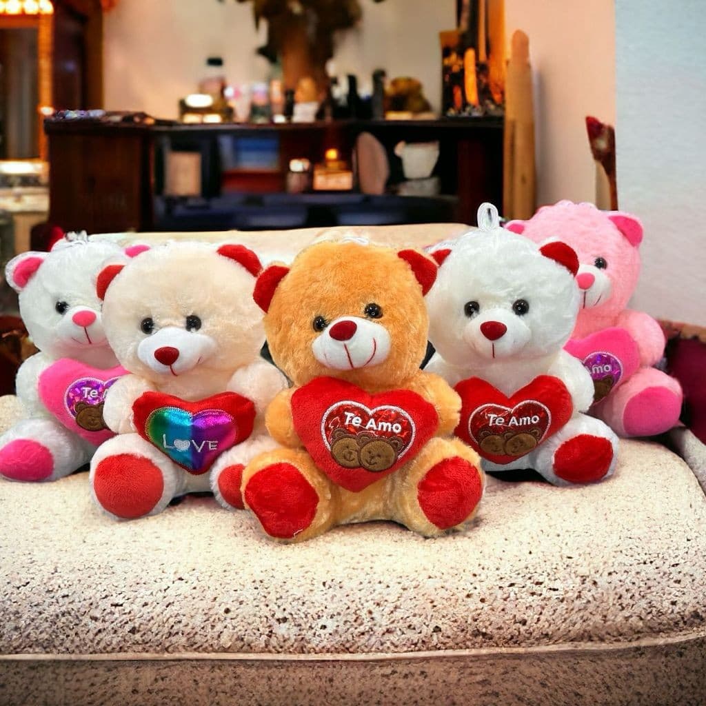 Urso de Pelúcia com coração brinquedo 21cm/s