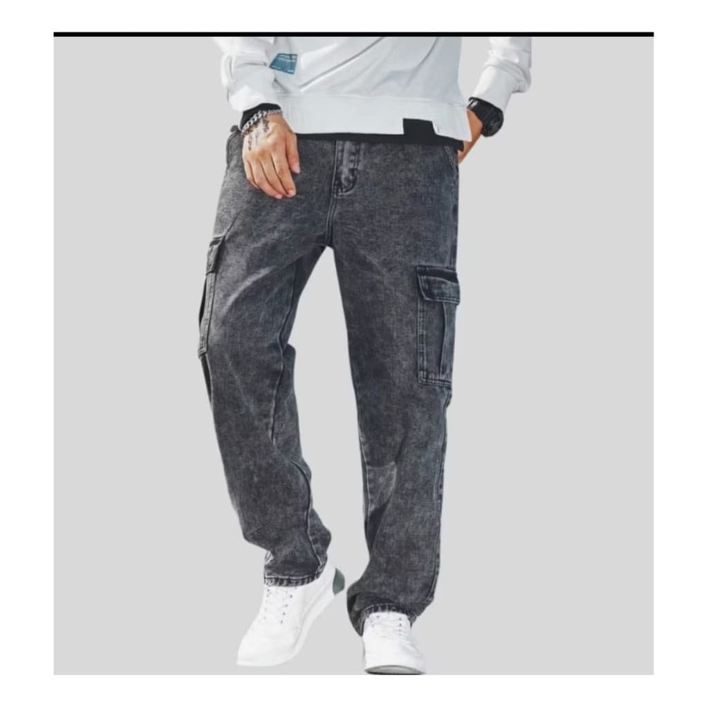 Calça Jeans Masculina Cargo Grafite 👖 | Com 2 Bolsos Laterais | Cor Cinza Escuro | Estilo Militar Urbano | Presente Para