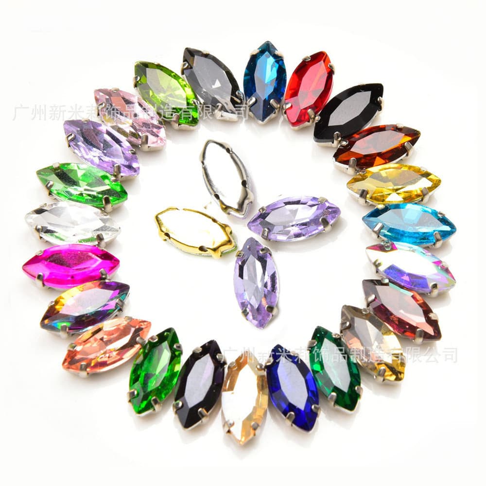 Navette De Alta Qualidade 50pcs 5 * 10mm/6 * 12mm Pequeno Rhinestone Com Cristal De Garra De Ouro Para Bricolage Feito A Mão