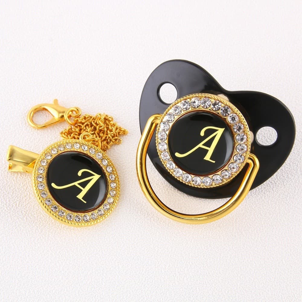 Luxo Black Bling Baby Pacifier And Clip Infant Gold Original 26 Nome Inicial Ducha De Presente