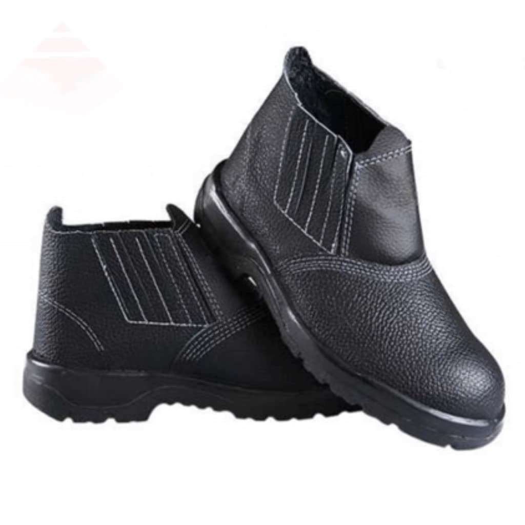 Botina Preta Cartom Bico de Aço Fechamento em Elástico Segurança contra Impactos de Queda Bidensidade Epi usos gerais