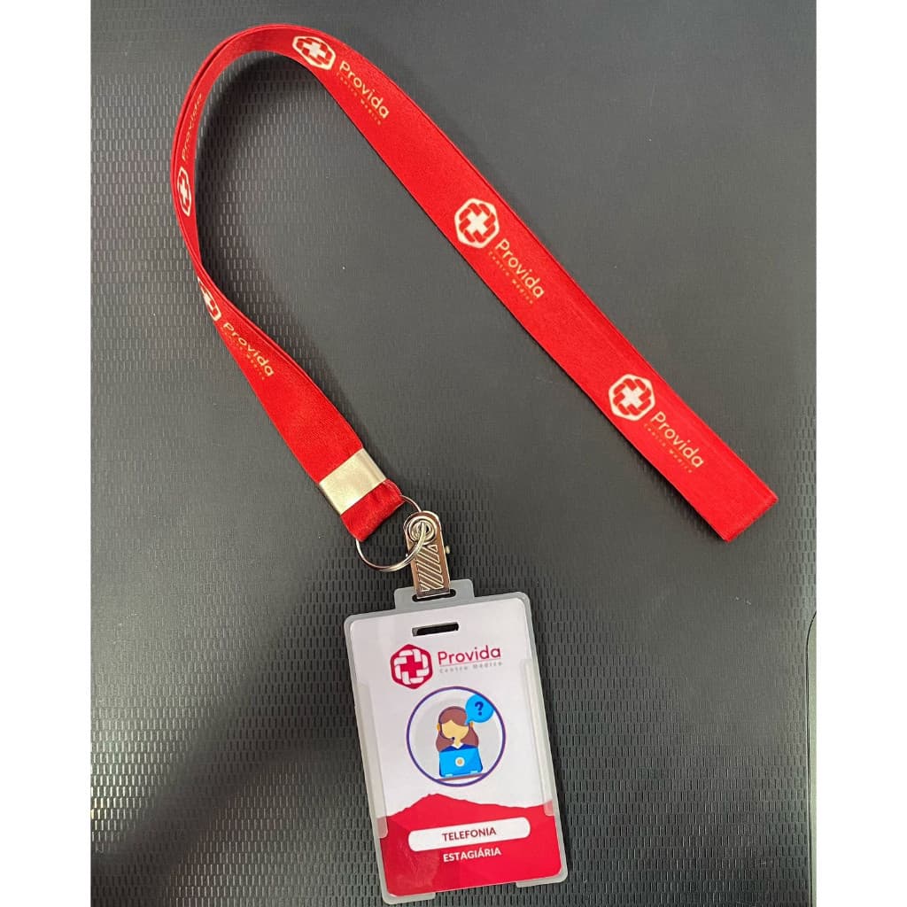 Crachá em PVC personalizado + Cordão Personalizado 20mm