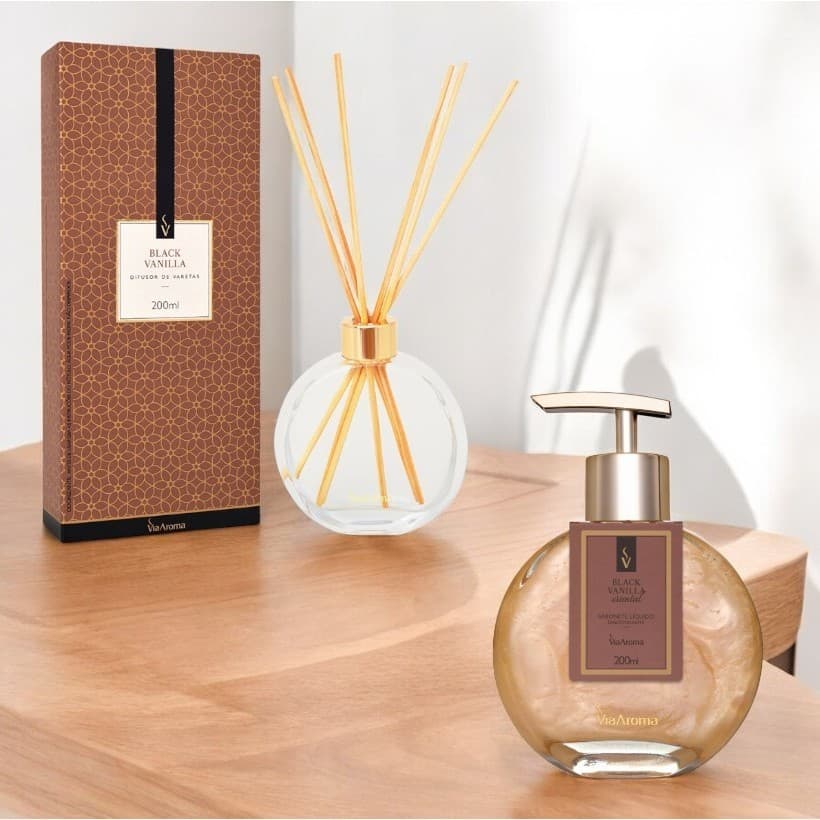 Difusor de Varetas 200ml + Sabonete Líquido Desodorante e Hidratante 200ml Via Aroma Casa Perfumada