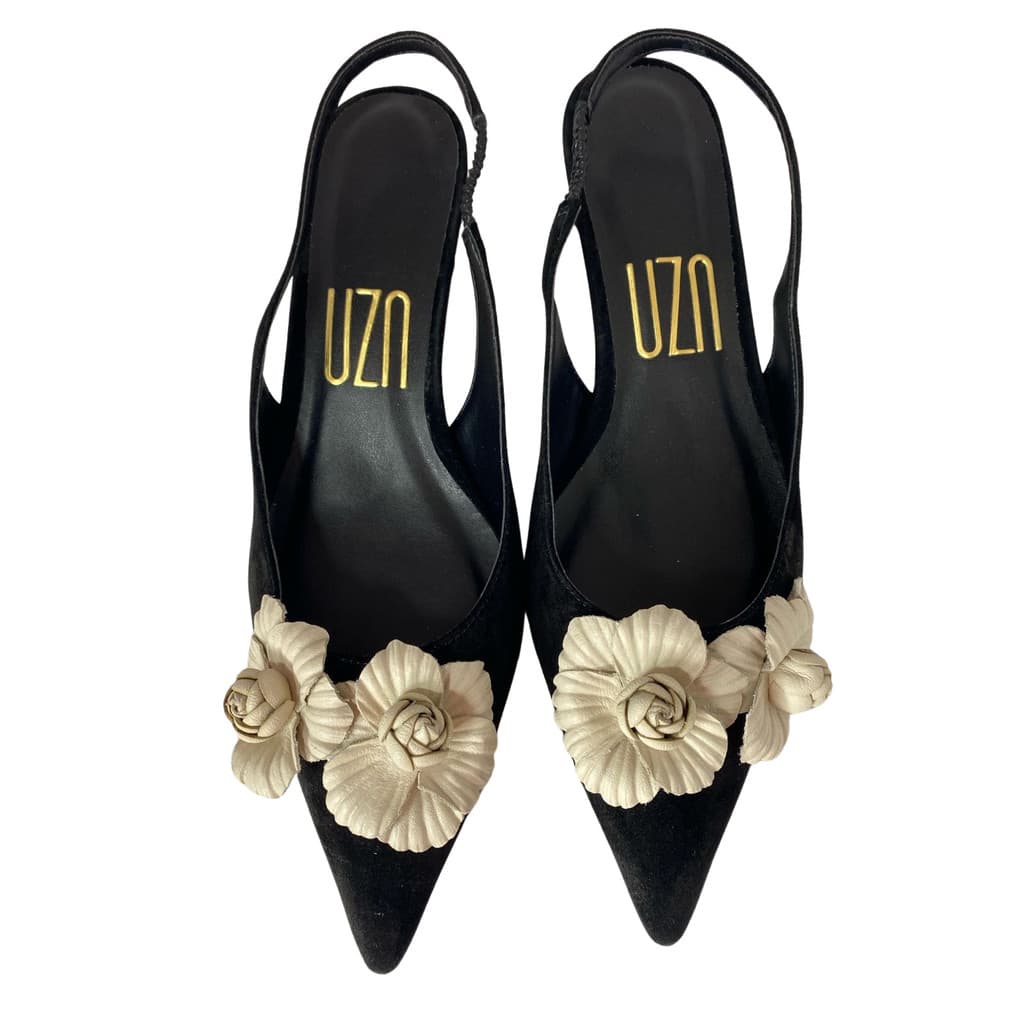 Sapato Feminino Uza Bico Fino Couro Nobuck com Flores