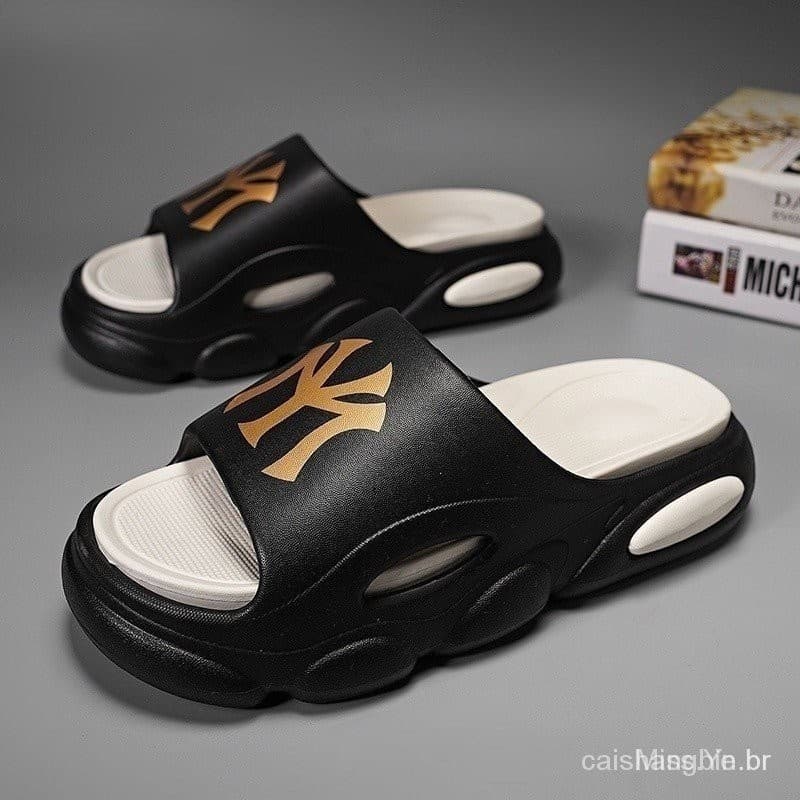 Chinelos de praia com conforto verão nuvem homens sandálias grossas Y2K sapatos 2024