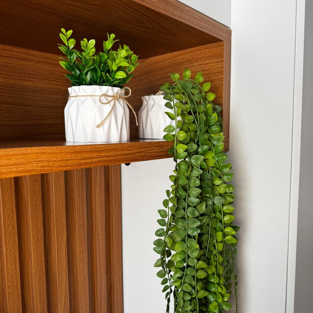 Kit 2 Vasos Decorativos com Folhagem Artificial – Samambaia e Laço | Vaso Cinturinha 60cm