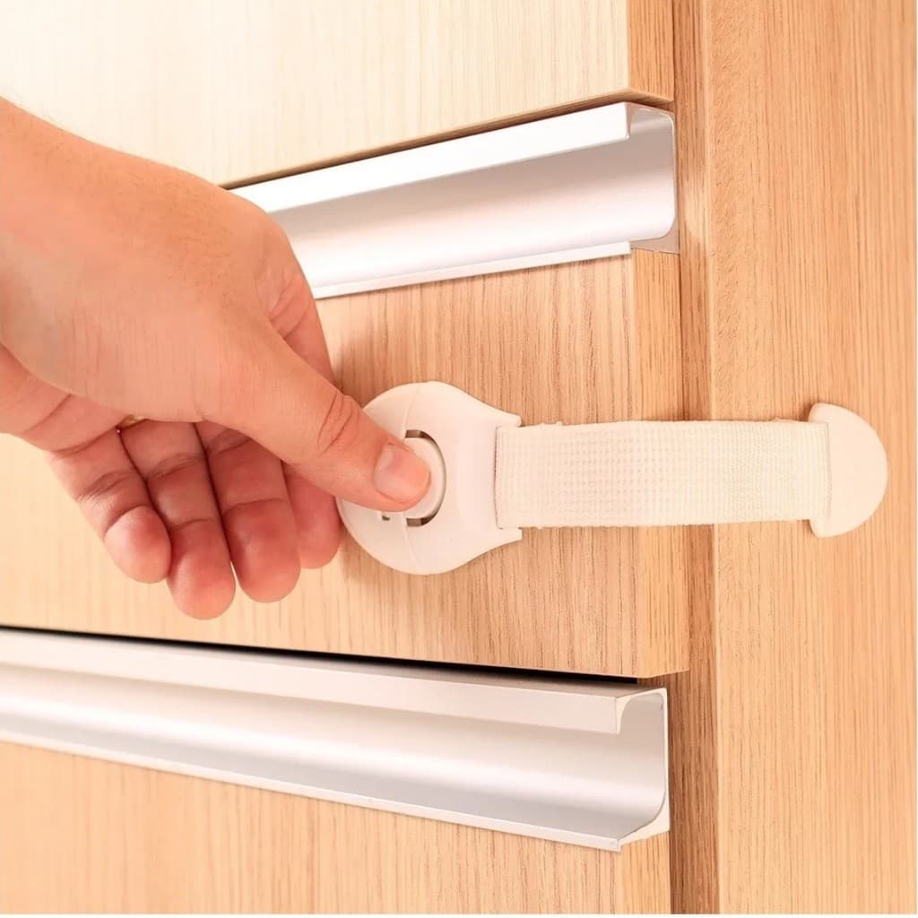 10 UND – TRAVA DE GAVETA ARMARIO SEGURANCA PROTECAO BEBE