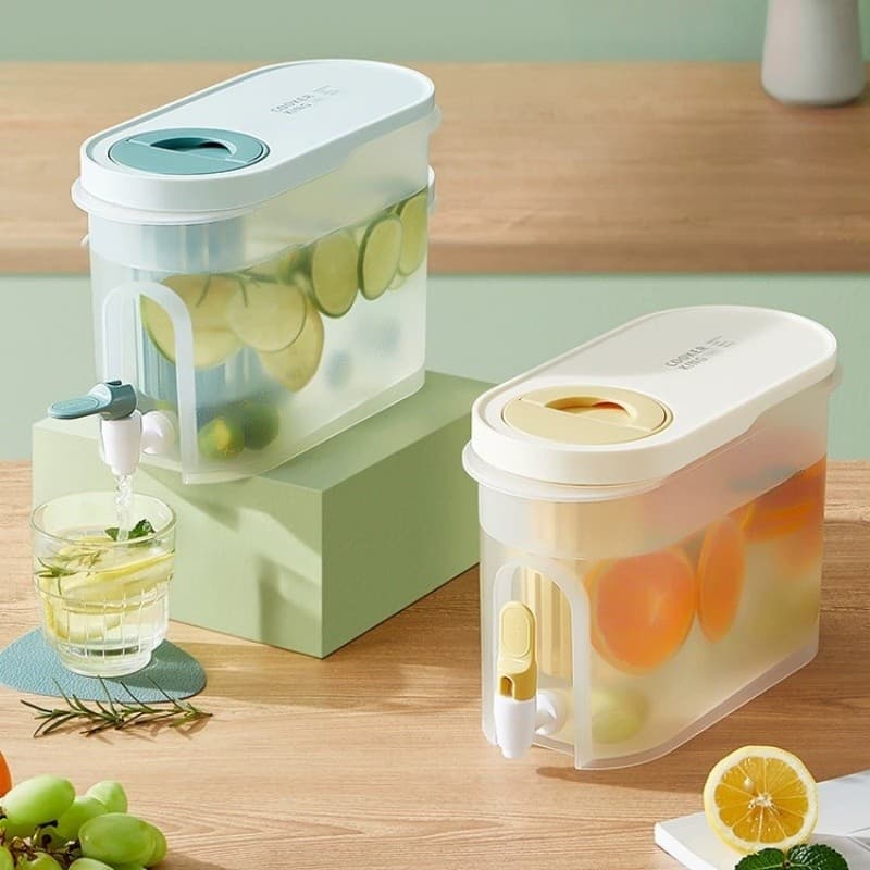 3L  Suqueira Plastica com tampa para Geladeira Com torneira capacidade 3,5litros para agua saborizada