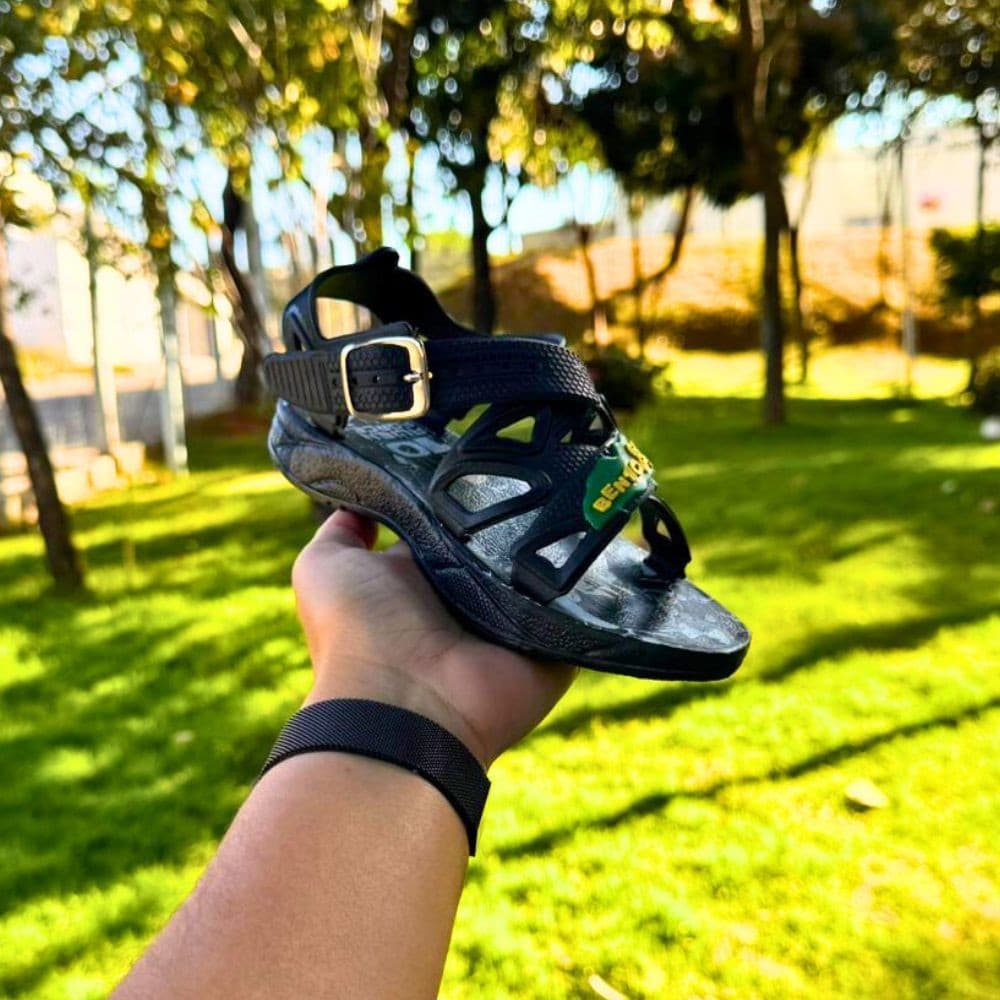 Promoção Sandália Infantil Personagens Ideal Confortável Leve Macio Heróis Para Muita Diversão Do 25 Ao 32