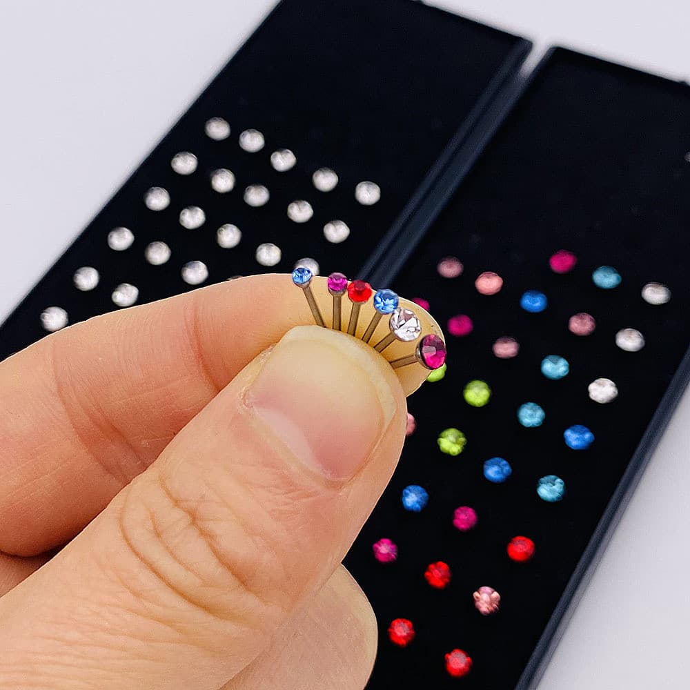 Kit Com 40 Piercing de Nariz Cristal Reto/Dobrar lindo aço inox