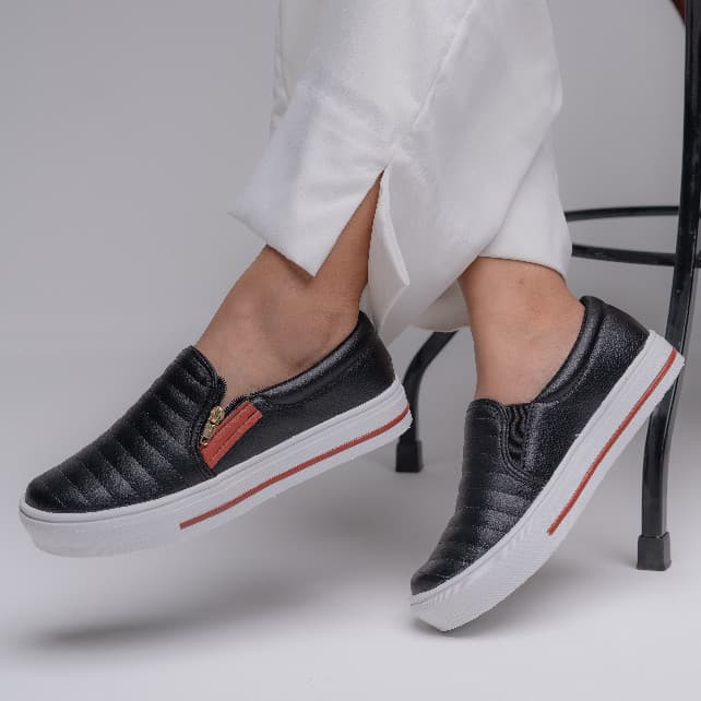 Tênis Feminino Preto Sapatênis Sapatilha  Slip On Casual Com Zíper Confortável Envio Imediato