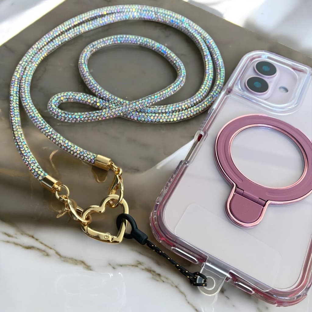 Cordão de Celular Luxo com Strass  | Alça com Coração Dourado !