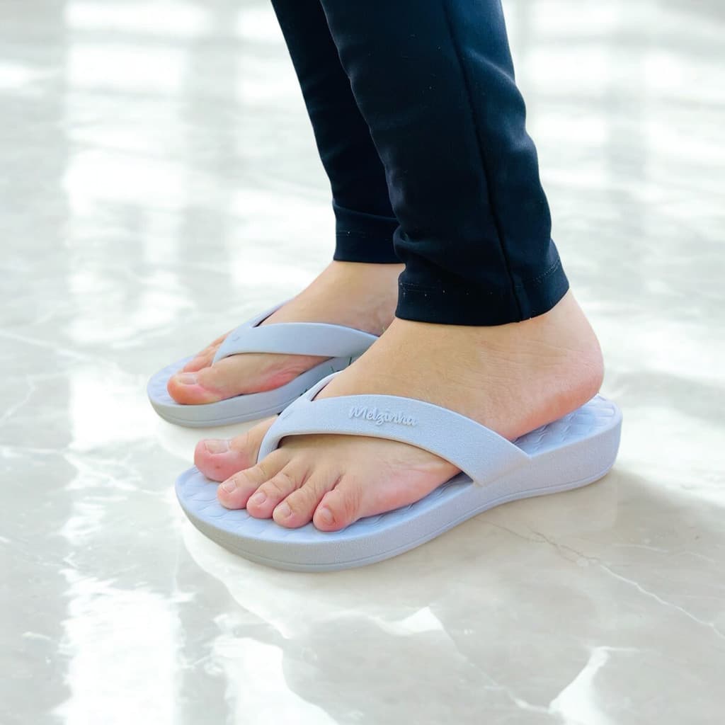Chinelo Nuvem Feminino Melzinha Massageador Ortopédico Leve e Confortavel Pronta Entrega