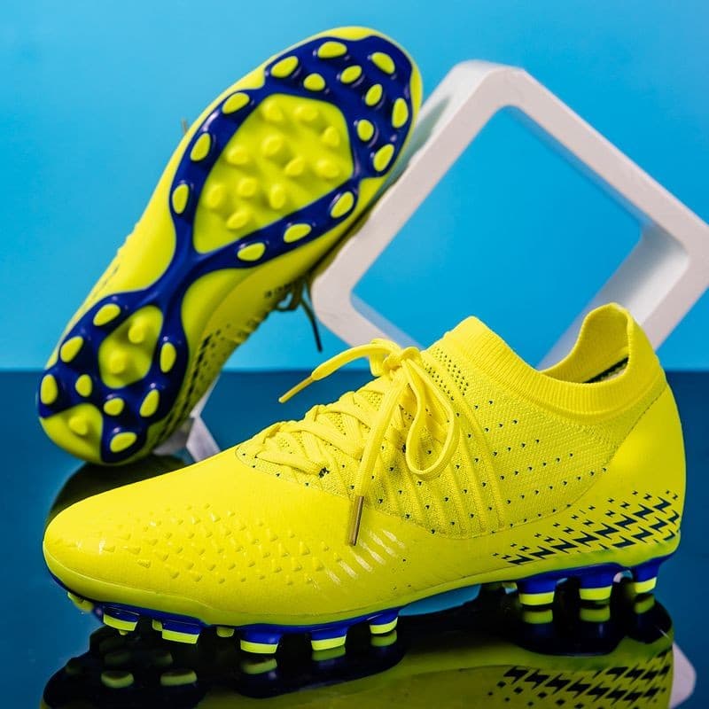 Novas botas de futebol de cano baixo curto picos MG homens mulheres adulto grama Artificial sapatos de competição de tre