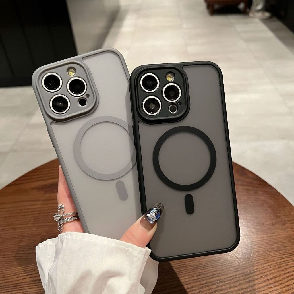 Capa Magnética de Luxo Fosca Translúcida para iPhone 11 12 13 pro max plus HAJ