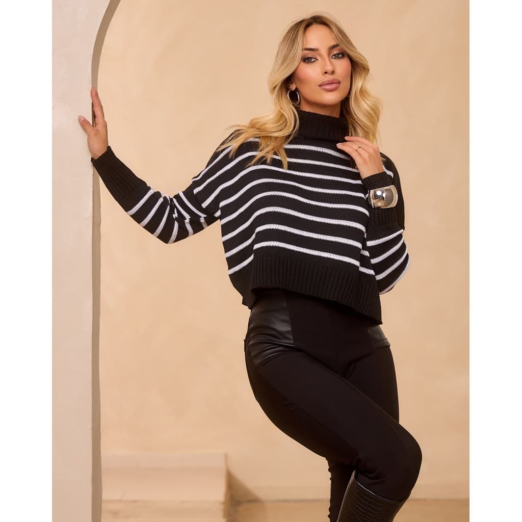 Blusa Cropped Tricot Gola Alta Oversize Listrada