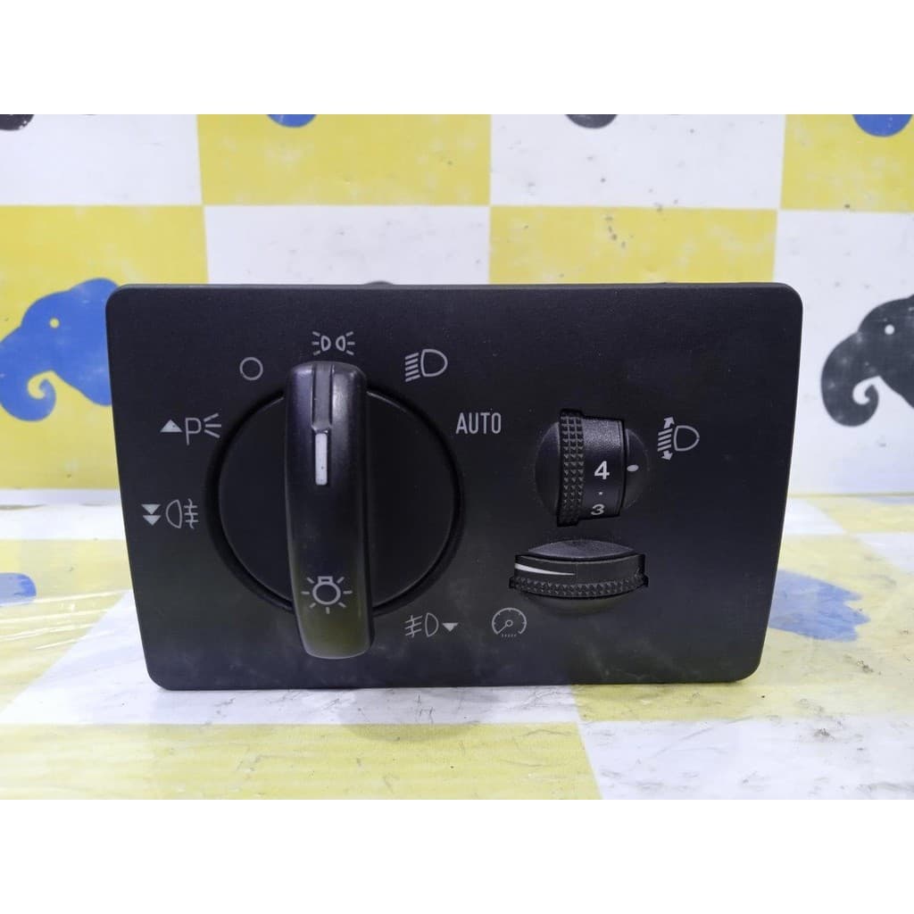 Botão Comando Milha Farol Focus 2009-13 Cod. 7m5t-13a024-ca 