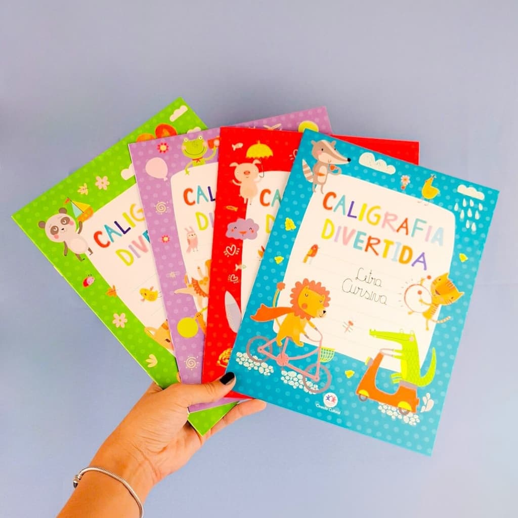 Caderno de Caligrafia Divertida