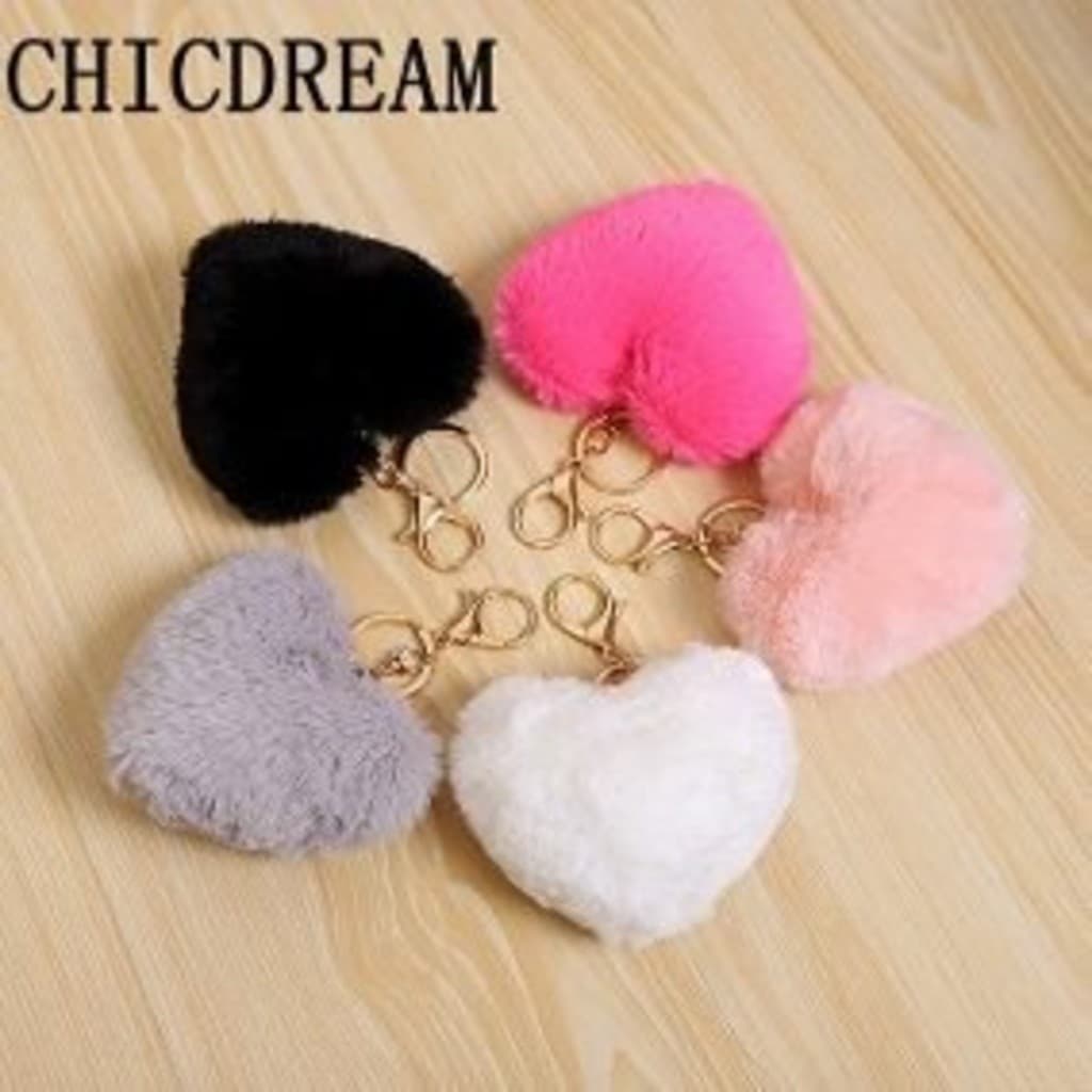 12 Chaveiro Pompom Coracao Bola Pelucia Fofinho Macio