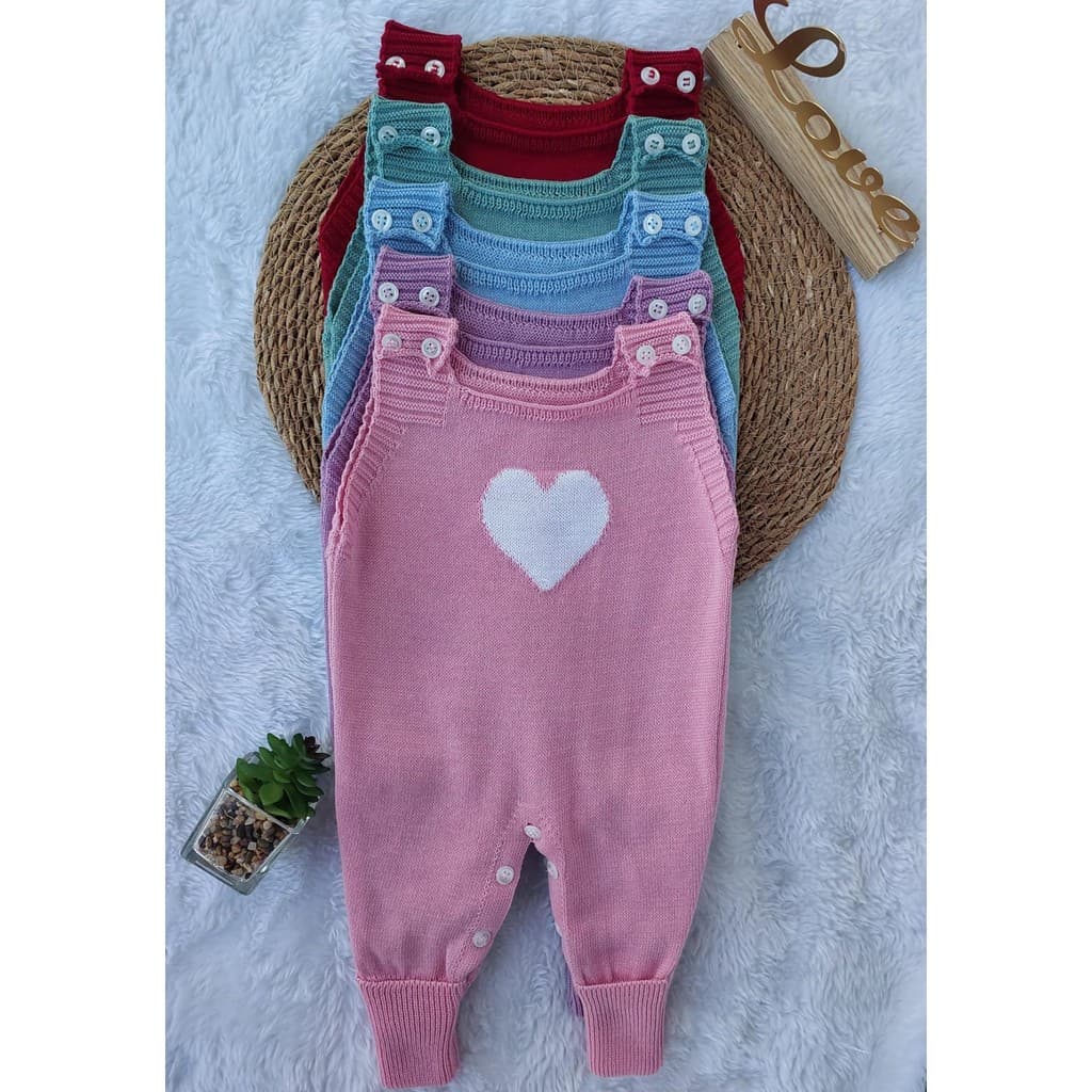 Salopete Coração Jardineira Vira Pé Tricô Macacão Bebê Recém Nascido Menina Menino Tricot