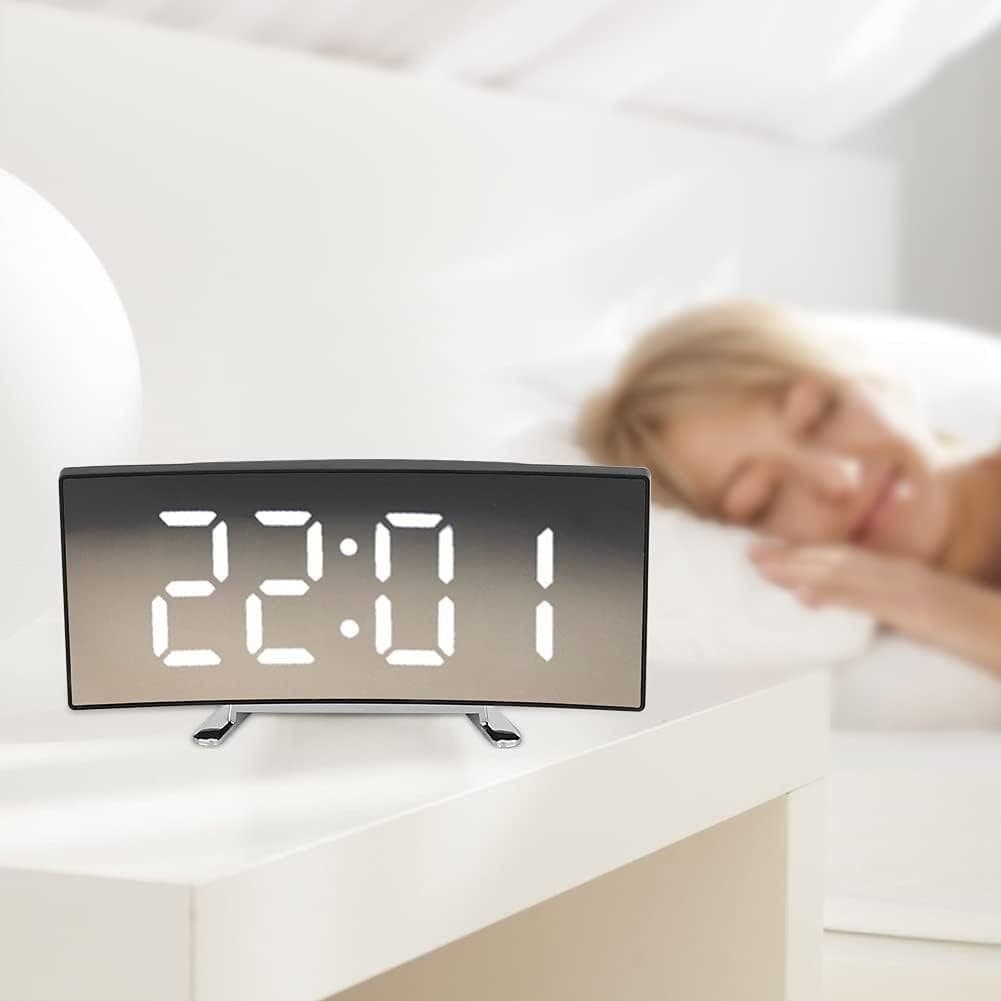 Digital Relógio LED Espelhado Curvado de Mesa com Alarme Despertador e Indicador de Temperatura