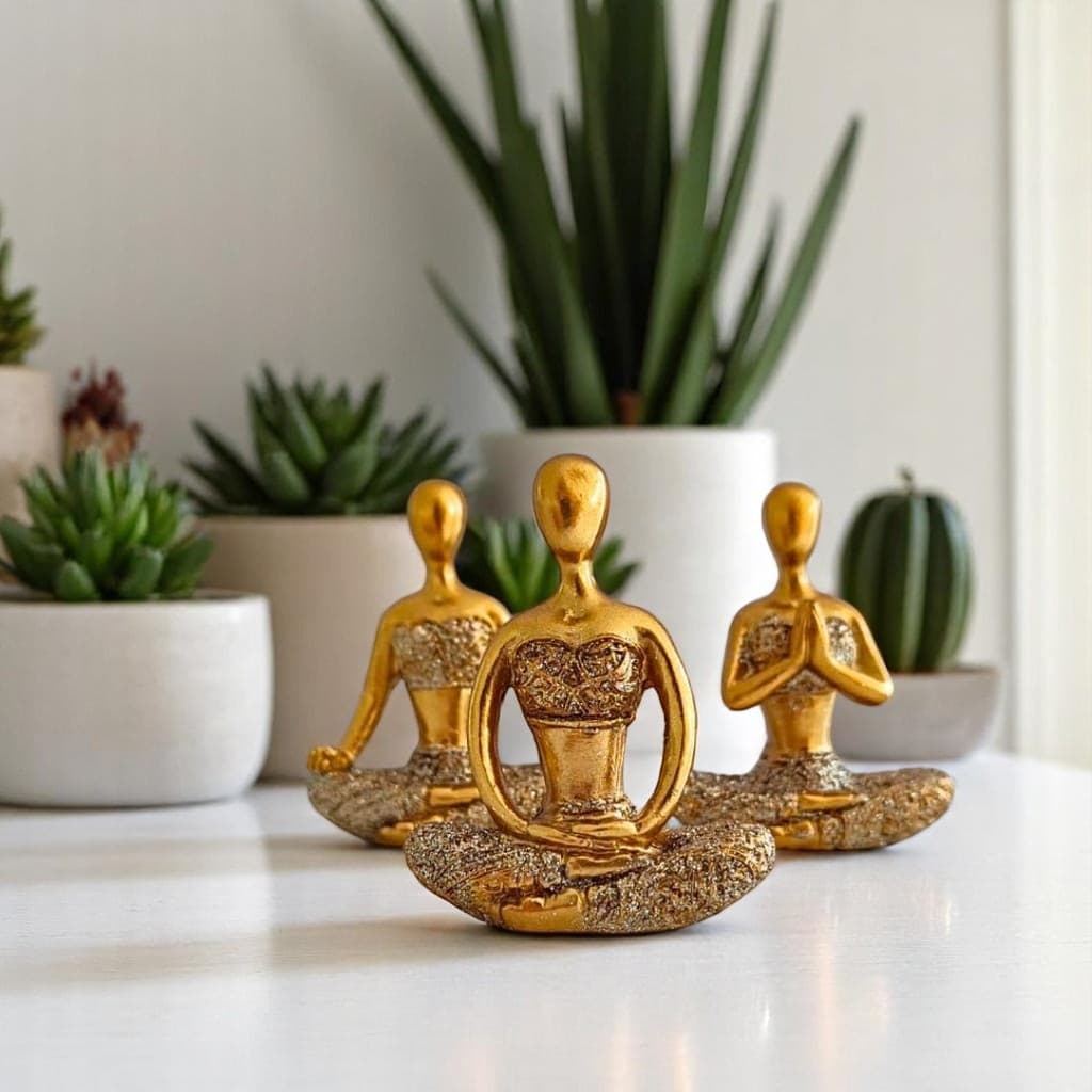 Kit Com 3 Estátuas Enfeite Decorativo Meditação Posições De Yoga Ioga Buda 6cm + Bandeja Espelhada