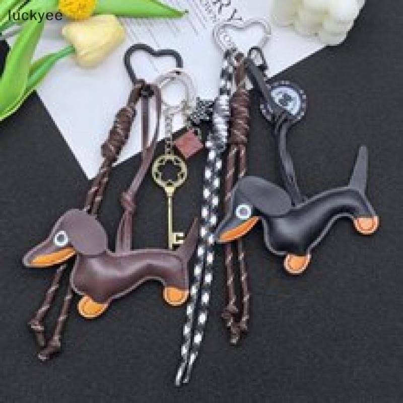 luckyeo Criativo Couro Salsicha Cão Saco Pingente Série Carro Chaveiro Cabide Decorativo Presente TQ