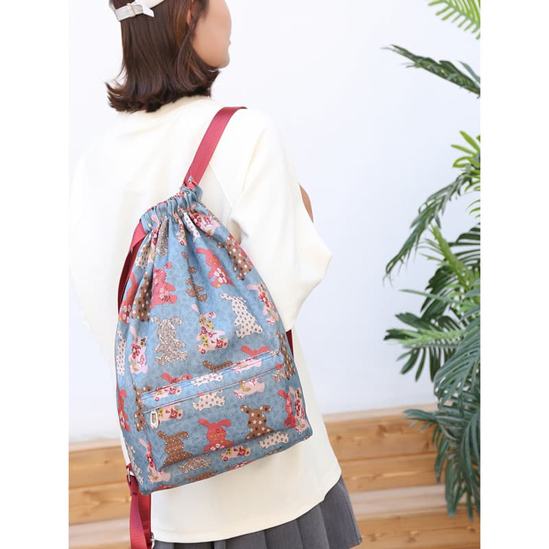 Novo estilo 2024 pano de náilon impermeável mochila de grande capacidade cordão impresso saco Ultra-leve dobrável mochil