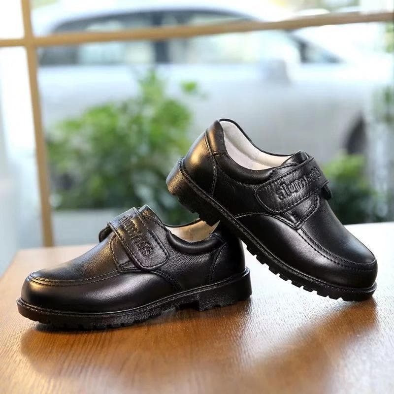 Novos Sapatos de Couro Pretos para Meninos da Primavera e Outono de 2026, para Estudantes de 3 a 16 Anos, Adequados para