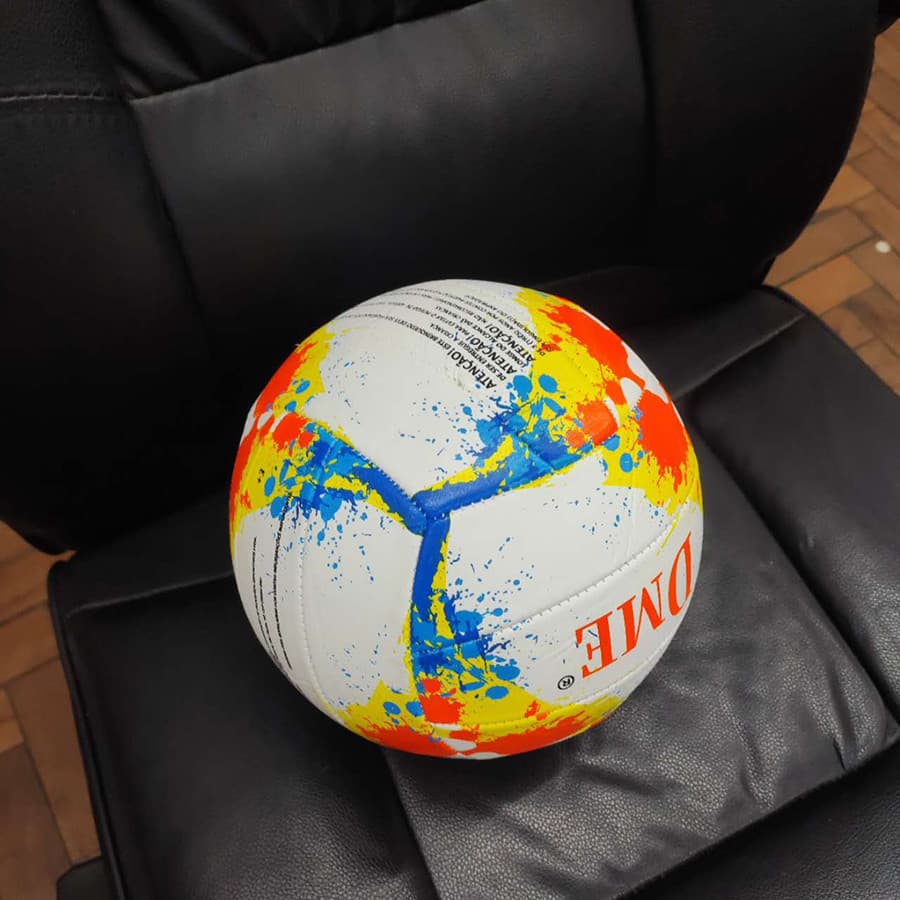 Bola De Vôlei De Couro Sintético Tamanho Oficial  Cor Aleatorio