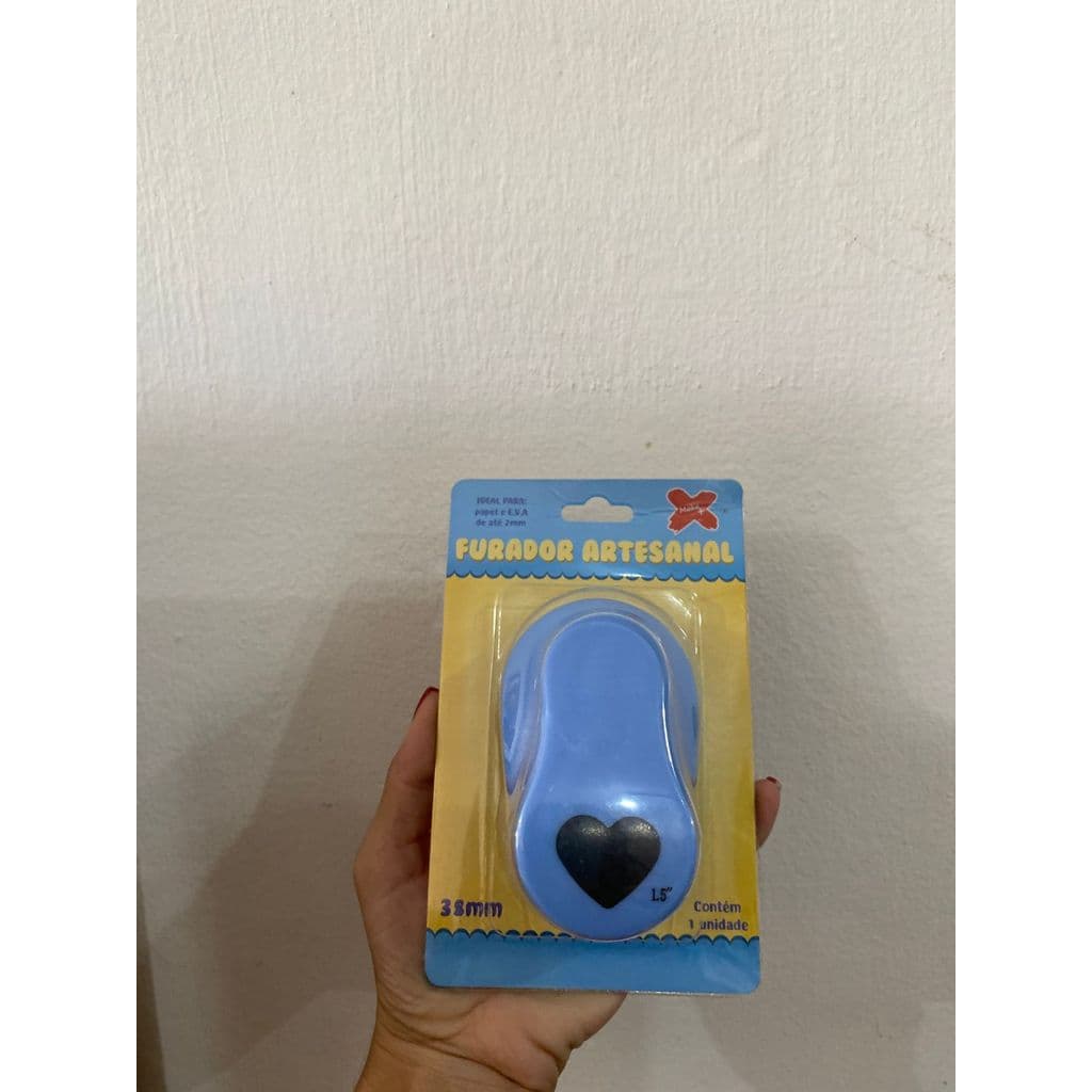 FURADOR EVA 38MM CORAÇÃO ARTESANAL IDEAL PARA PAPEL E E.V.A