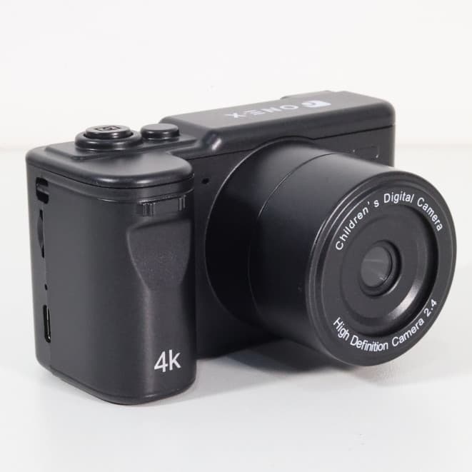 Câmera Portátil 4K com Câmera Frontal | Gravação em Full HD e Bateria Recarregável | Tira fotos e grava vídeos