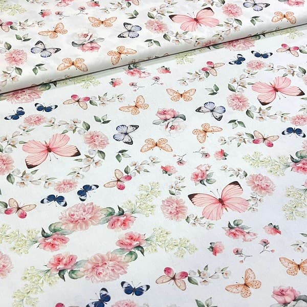 Tecido Tricoline 100% Algodão Floral e Borboleta Fundo Branco Estampa Rotativa
