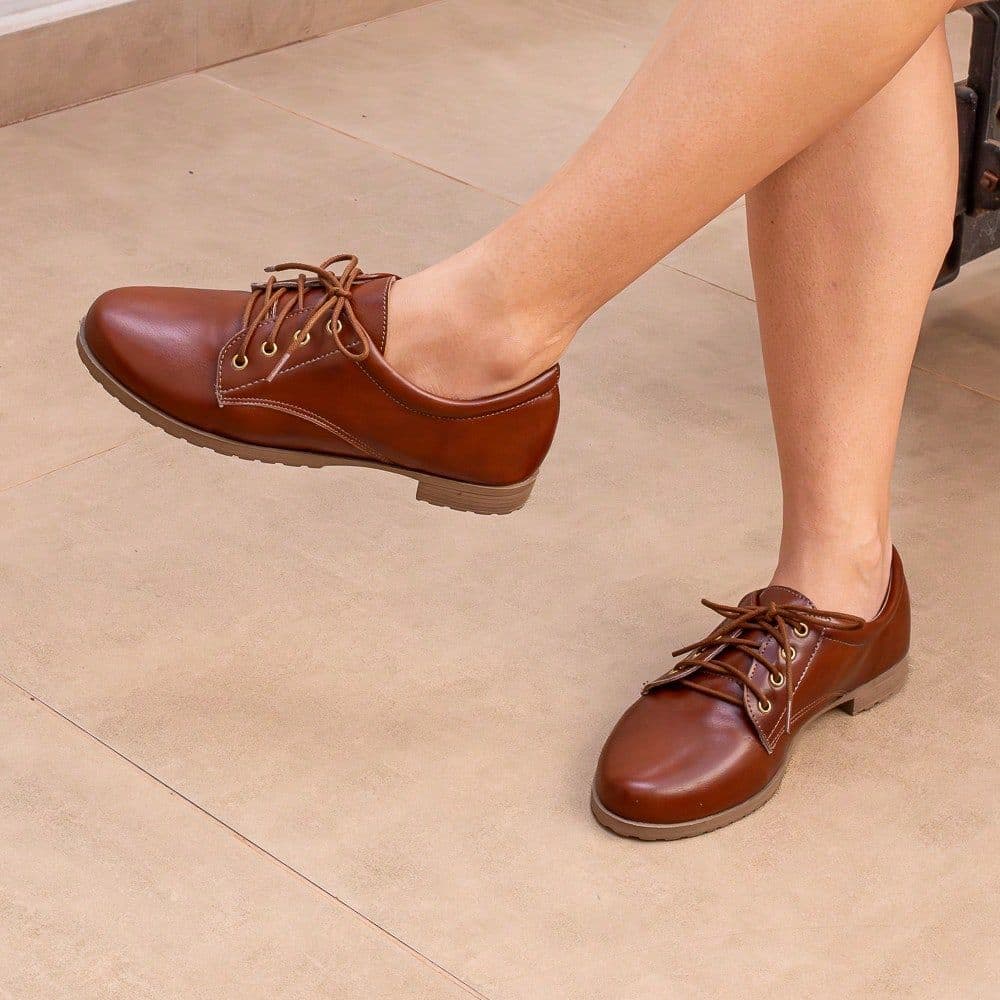 Sapato Oxford Feminino Caramelo Tratorada Baixa Mocassim Social Cadarço Semelhante Couro Maricotta