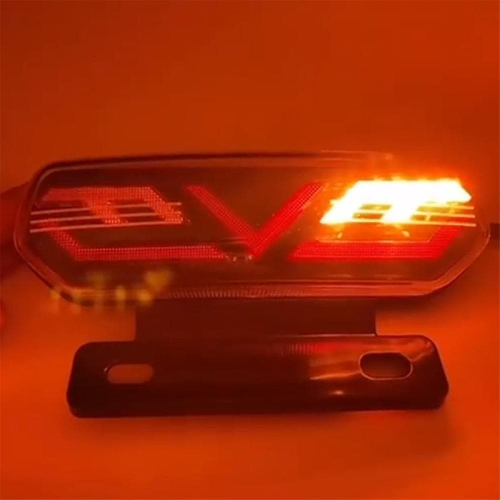 TKEY 12V LED Luzes Traseiras Da Motocicleta Luz De Freio Moto Parar Sinal Direção Indicador Pisca ATV Cauda M5R3