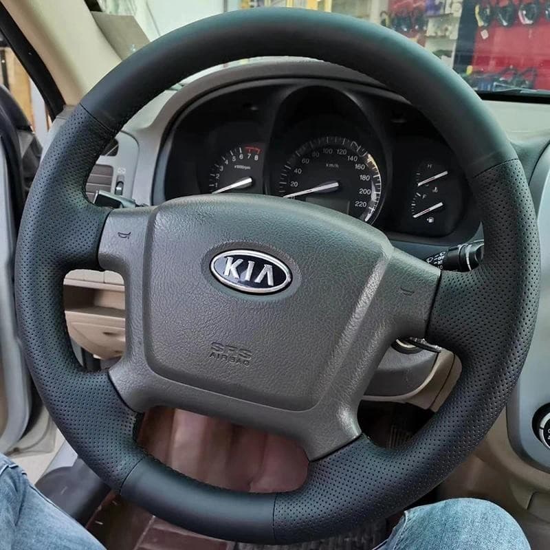 Para KIA Cerato Espectros 5 2005-2012 Costurado À Mão Antiderrapante Preto Couro Genuíno Volante Do Carro Coverauto Peça