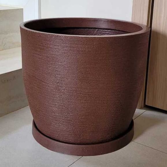 Vaso para Plantas em Plástico Polietileno Tam G com Prato Bojo Redondo Textura Grafiato