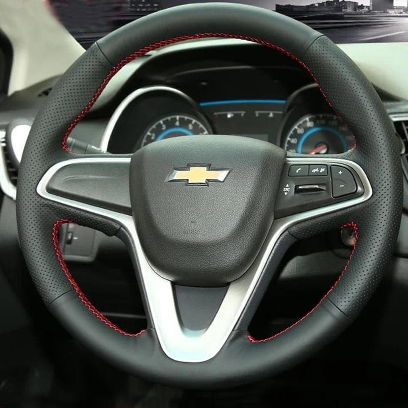 Capa De Volante De Carro De Couro Preto Costurada À Mão Com Perfuração Esquerda E Direita Para Chevrolet Sail 2015-2017 