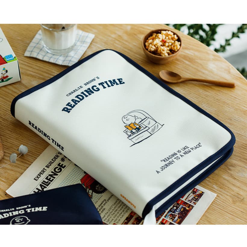 Japonês Snoopy 37/43cm ipad Tablet saco multifuncional mamãe cartão saco produção quarentena vacina armazenamento livro