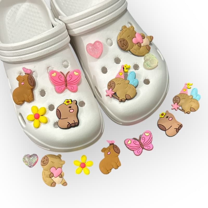 Pins Botons capivaras 4 Peças Variadas Uso enfeite Lindo Sapato