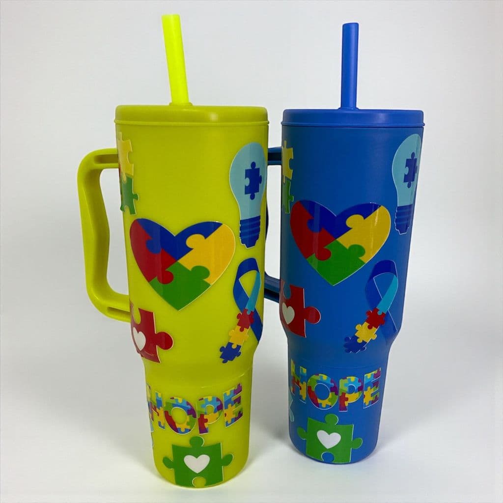 Copo Autismo 1200ml com Canudo e Alça – Policarbonato Resistente | Símbolo Esperança e Inclusão