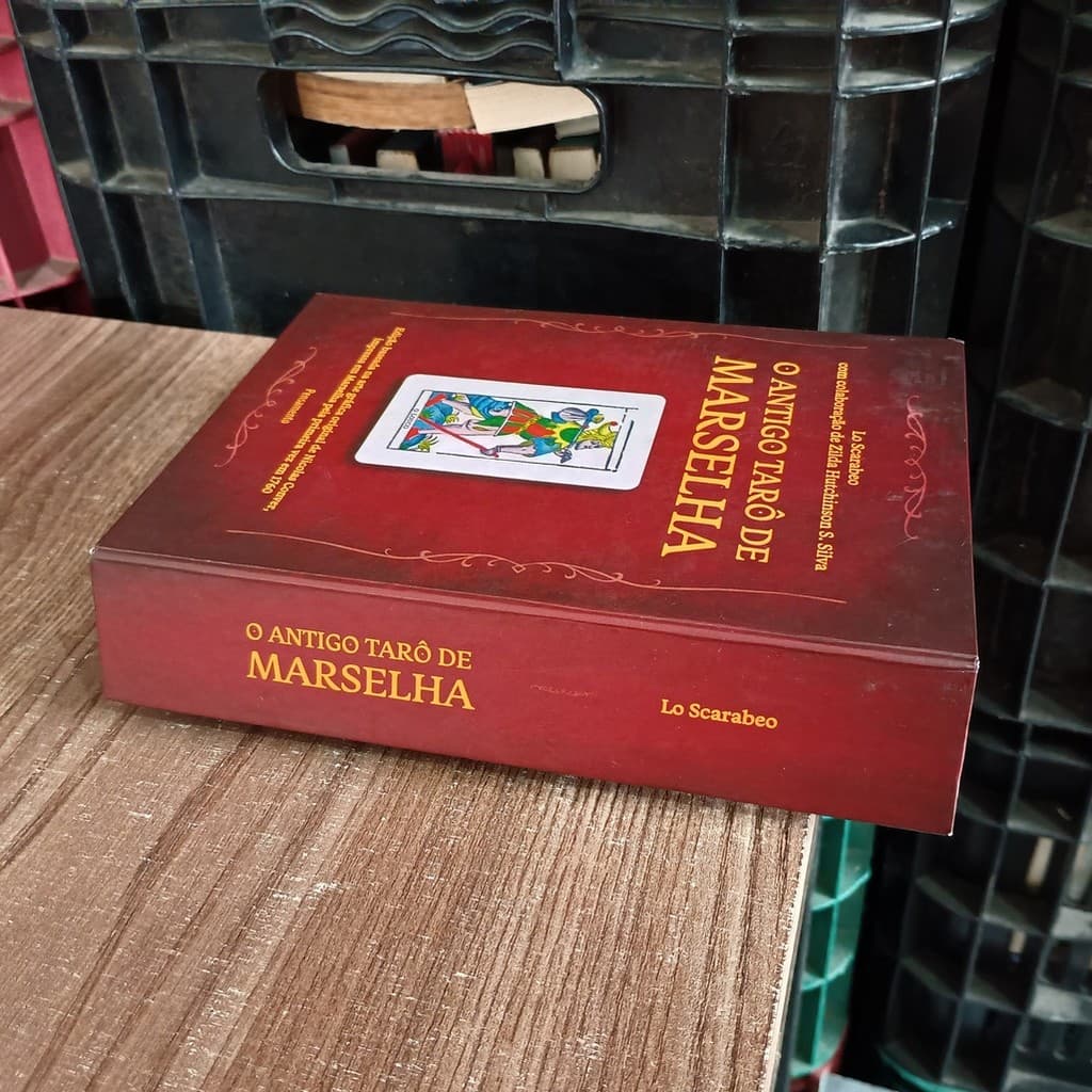 O Antigo Tarô de Marselha de Lo Scarabeo